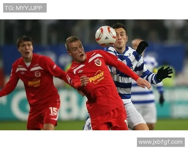 杜伊斯堡与奥厄激战成平局比赛结果分析与精彩瞬间回顾